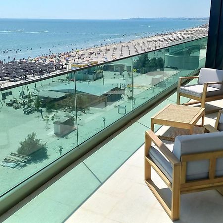 Luxury Promenada Apartment - Frontal Beachfront Mamaia Nord Неводарі Екстер'єр фото