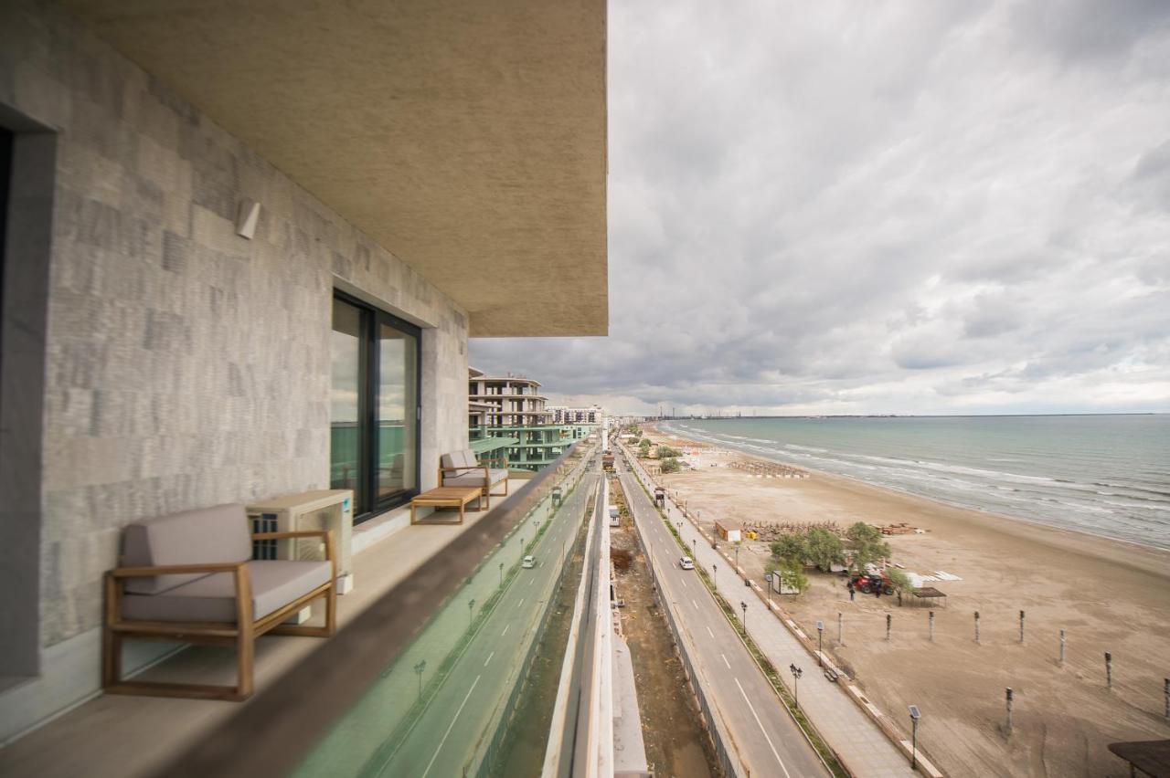 Luxury Promenada Apartment - Frontal Beachfront Mamaia Nord Неводарі Екстер'єр фото