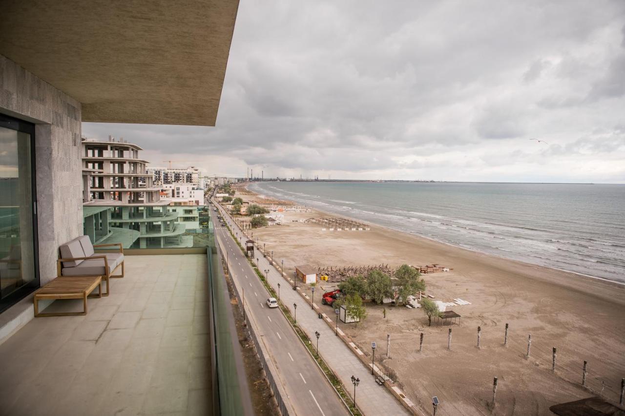 Luxury Promenada Apartment - Frontal Beachfront Mamaia Nord Неводарі Екстер'єр фото